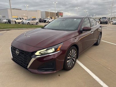 Used 2023 Nissan Altima 2.5 SV