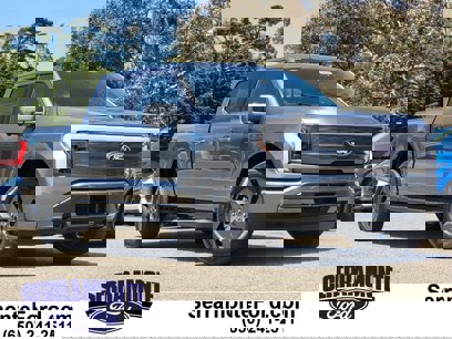 New 2025 Ford F150 Lightning Lariat