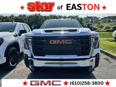 Used 2025 GMC Sierra 2500 Pro w/ Convenience Package