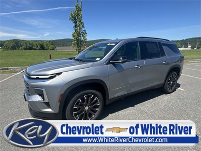 New 2025 Chevrolet Traverse LT w/ Sun and Wheel Package