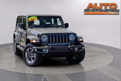 Used 2021 Jeep Wrangler Unlimited Sahara w/ Uconnect 4C Nav & Sound Group