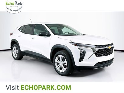 Used 2025 Chevrolet Trax LS
