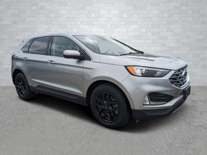 Used 2022 Ford Edge SEL w/ Convenience Package