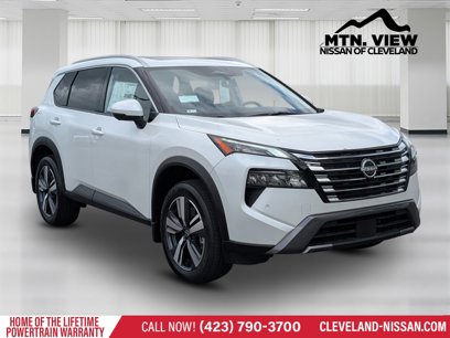 New 2025 Nissan Rogue SL w/ Tech Package