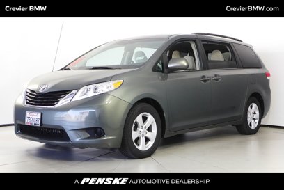 Used 2013 Toyota Sienna LE w/ Towing Pkg