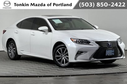 Used 2017 Lexus ES 300h