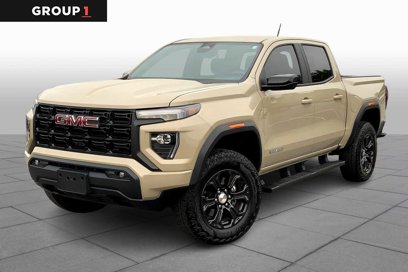 Used 2024 GMC Canyon Elevation w/ Convenience Package