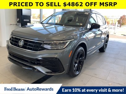 New 2024 Volkswagen Tiguan SE R-Line