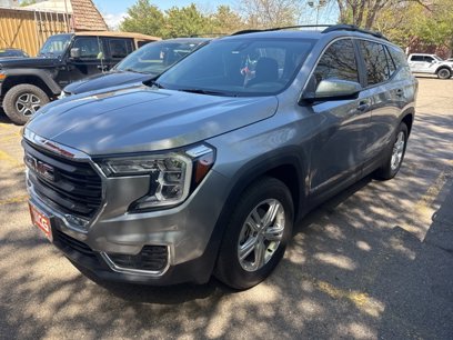 Used 2024 GMC Terrain SLE w/ Driver Convenience Package