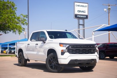 New 2025 Chevrolet Silverado 1500 Custom w/ LPO, Dark Essentials Package