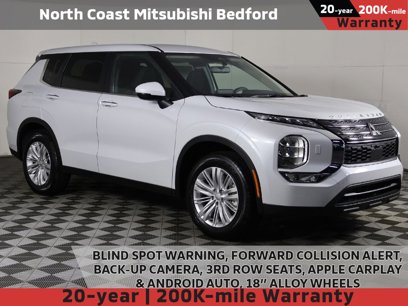 New 2024 Mitsubishi Outlander ES