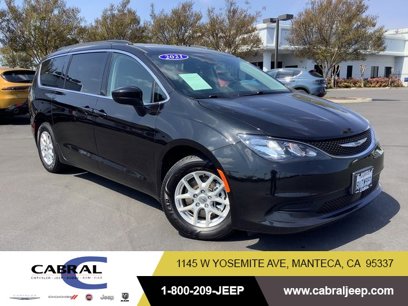 Used 2021 Chrysler Voyager Lxi w/ Cold Weather Group