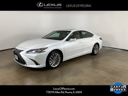 Used 2023 Lexus ES 300h w/ Luxury Package