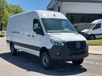 New 2024 Mercedes-Benz Sprinter 2500