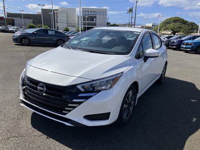 New 2025 Nissan Versa SV