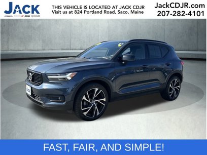 Used 2022 Volvo XC40 T5 R-Design w/ Climate Package