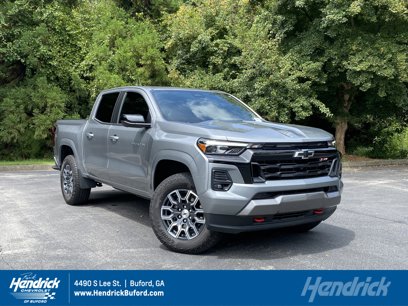 Used 2024 Chevrolet Colorado Z71 w/ Z71 Convenience Package 2