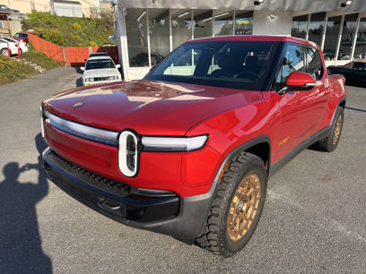 Used 2025 Rivian R1T Premium