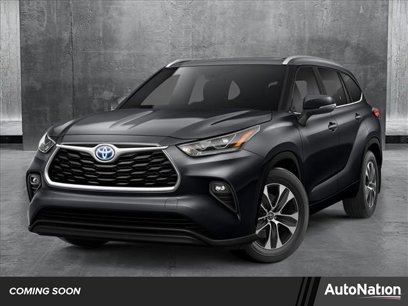 New 2025 Toyota Highlander XLE