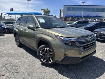 New 2025 Subaru Forester Premium