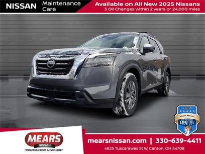 New 2025 Nissan Pathfinder SV