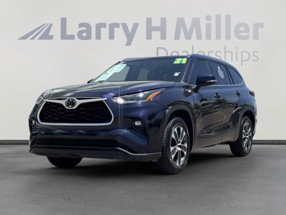 Used 2021 Toyota Highlander XLE