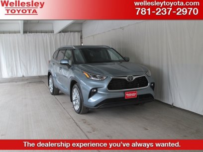 Used 2022 Toyota Highlander Limited
