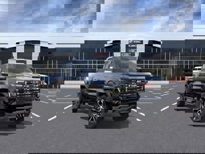 New 2025 GMC Canyon Denali