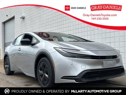 New 2025 Toyota Prius LE