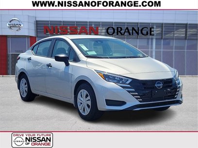 New 2025 Nissan Versa S w/ Trunk Package