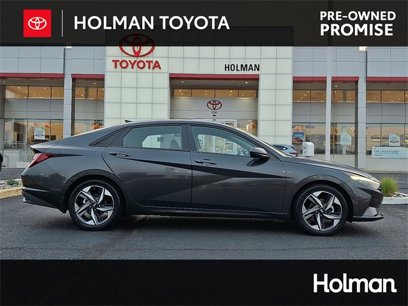 Used 2023 Hyundai Elantra SEL w/ Convenience Package