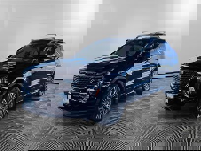New 2025 Cadillac XT4 Premium Luxury w/ Technology Package