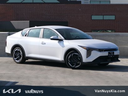 New 2025 Kia K4 EX