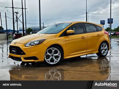 Used 2014 Ford Focus ST w/ Equipment Group 202A