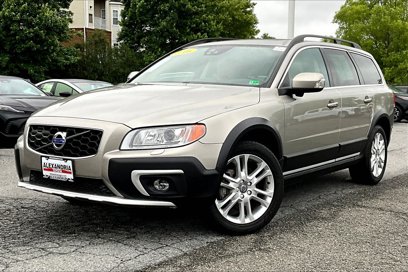 Used 2016 Volvo XC70 T5 Platinum w/ Protection Package