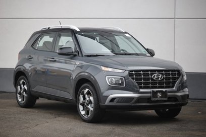New 2025 Hyundai Venue Limited