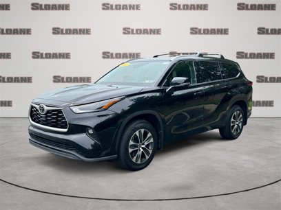 Used 2022 Toyota Highlander XLE