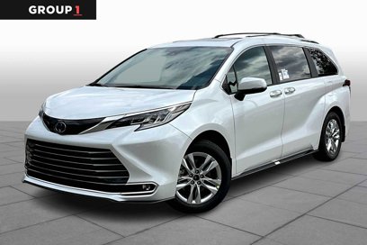 New 2025 Toyota Sienna Limited