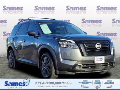Certified 2023 Nissan Pathfinder SV w/ Black Appearance Package