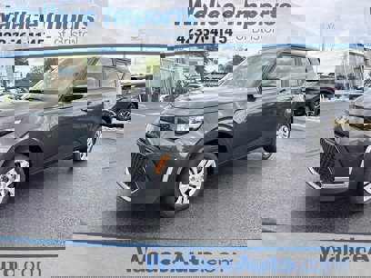 New 2025 Kia Soul LX
