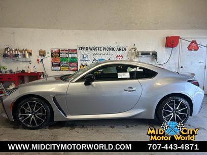 New 2025 Toyota GR86 w/ ALL Weather Mat Package (TMS)
