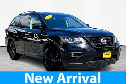 Used 2018 Nissan Pathfinder SL w/ Midnight Edition Package