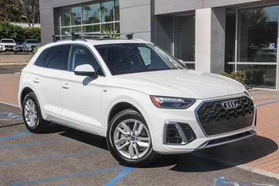Certified 2024 Audi Q5 2.0T Premium w/ Convenience Package