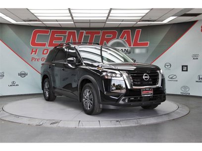 New 2025 Nissan Pathfinder SV