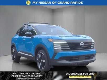 New 2025 Nissan Kicks SR w/ SR Premium Package