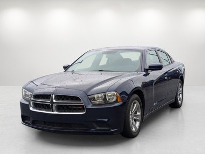 Used 2014 Dodge Charger SE w/ Sport Appearance Group