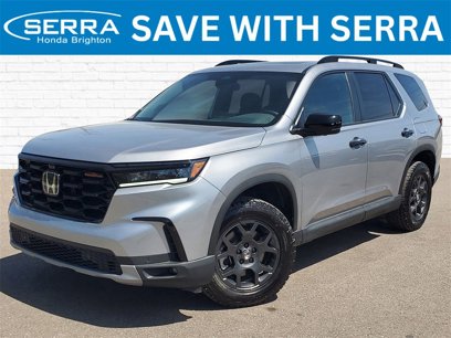 New 2025 Honda Pilot TrailSport