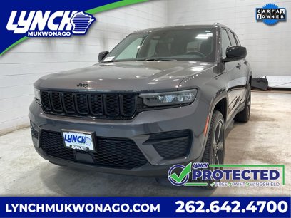 Used 2023 Jeep Grand Cherokee Altitude