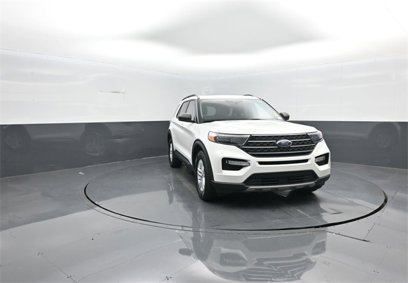Certified 2022 Ford Explorer XLT w/ Equipment Group 202A