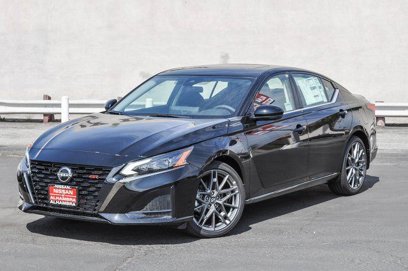 New 2023 Nissan Altima 2.0 SR